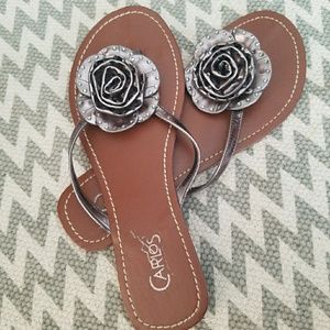 Carlos Santana flip flops